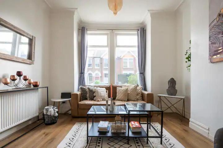 Alross Room With Breakfast Londres Extérieur photo