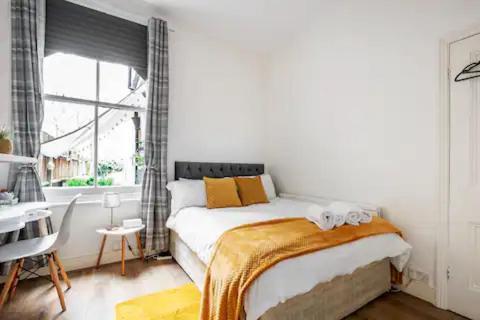 Alross Room With Breakfast Londres Extérieur photo