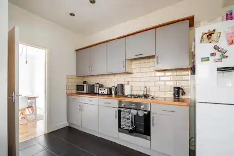 Alross Room With Breakfast Londres Extérieur photo