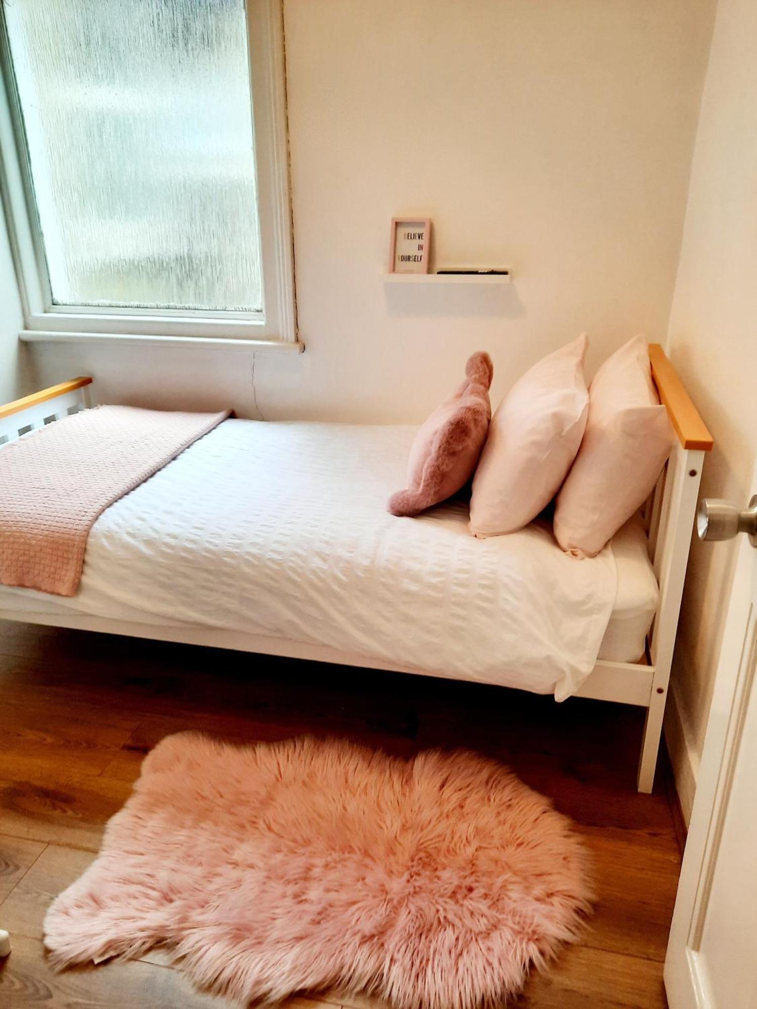 Alross Room With Breakfast Londres Extérieur photo